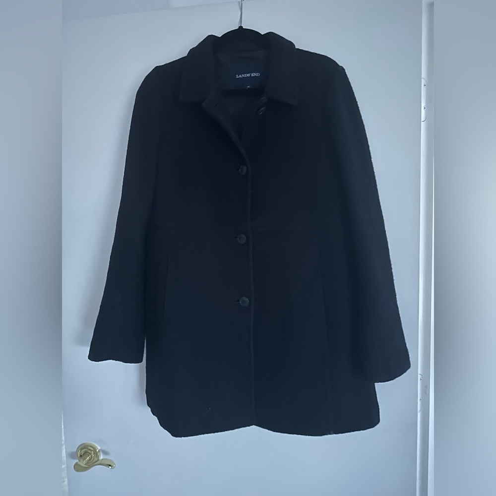 Lands’ End Black Coat Wool/Rayon Lined  Size 10 - pockets and back pleat.  EUC